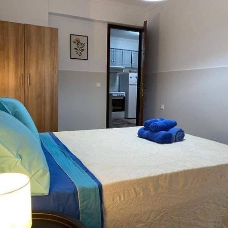 Eftyxia Apartment Perama  Ngoại thất bức ảnh